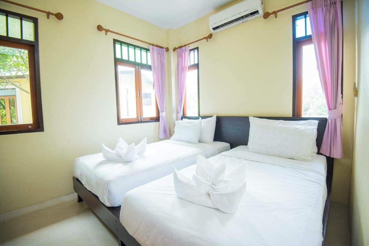 Baan Talay See Cream Resort Samut Songkhram Exterior foto