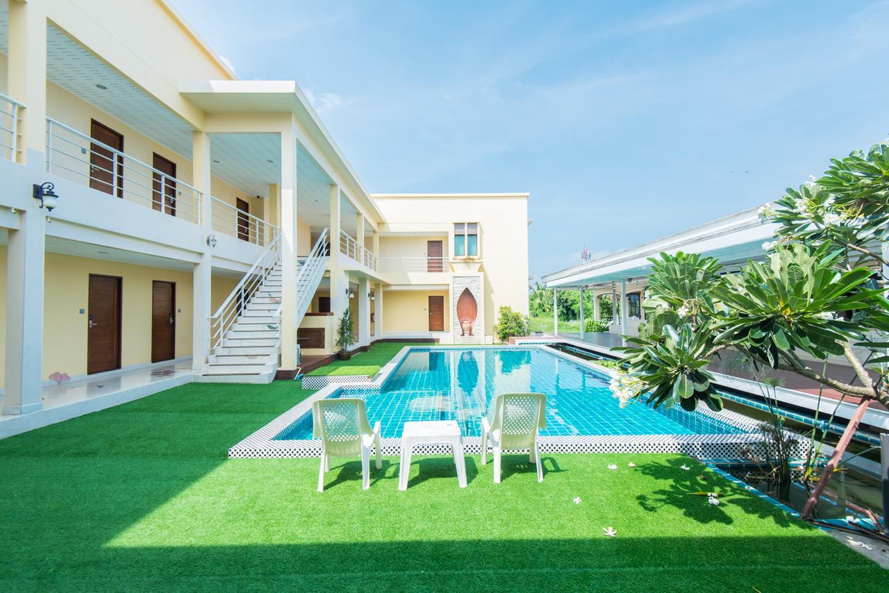Baan Talay See Cream Resort Samut Songkhram Exterior foto