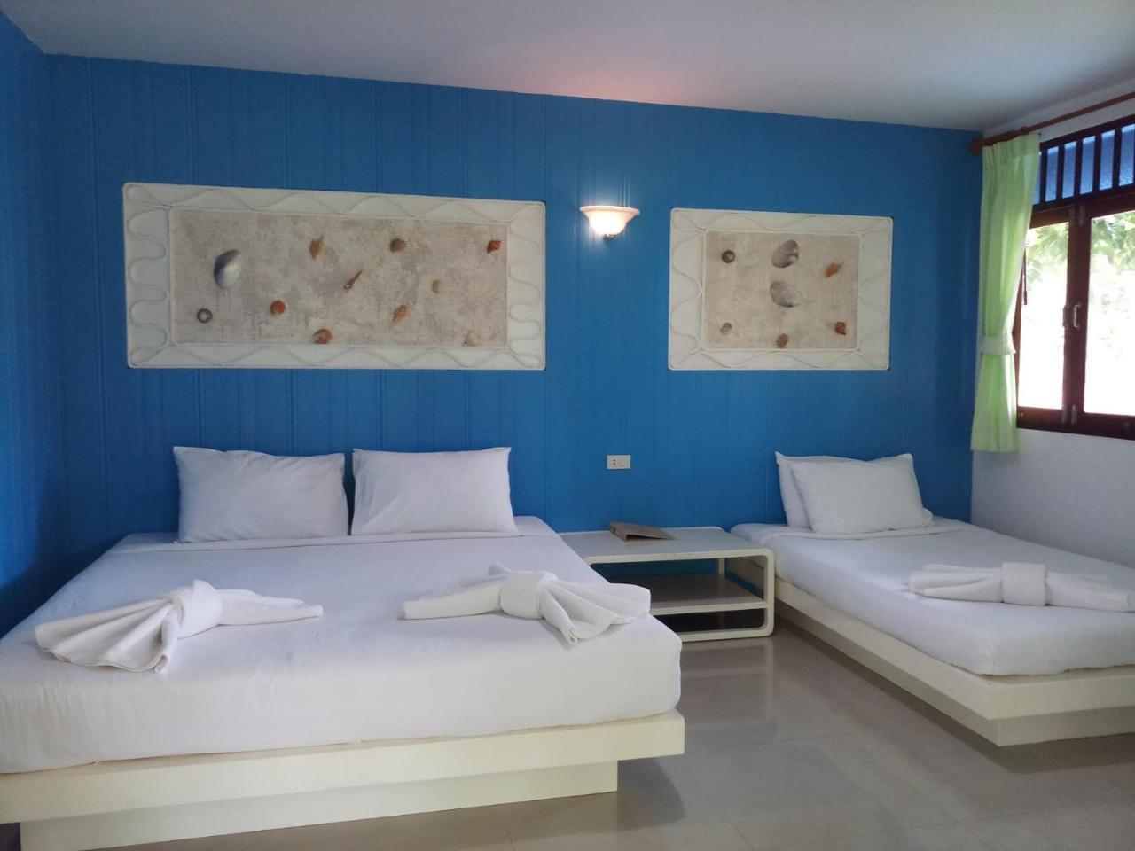 Baan Talay See Cream Resort Samut Songkhram Exterior foto